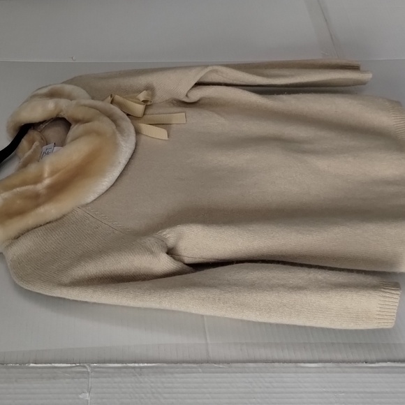 LOFT Women's Beige Sweater with Faux Fur Collar SZ Small Classic Old Money Cozy - Picture 3 of 9